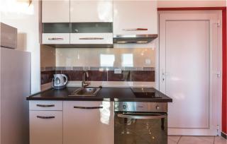 Apartment Makarska With Sea View 01 - 2