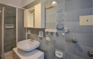 Stunning Apartment In Nocera Terinese - Nocera Terinese - 1