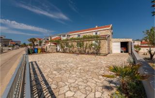 Beautiful Apartment In Vir With Wifi - Vir - 4