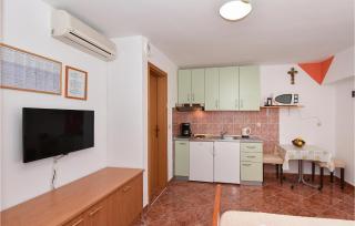 Nice Apartment In Privlaka With Wifi - Privlaka - 1