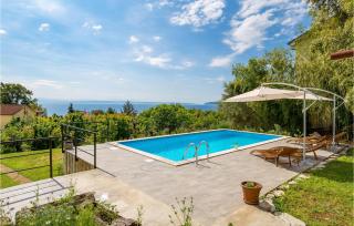 2 Bedroom Gorgeous Apartment In Lovran - Lovran - 0