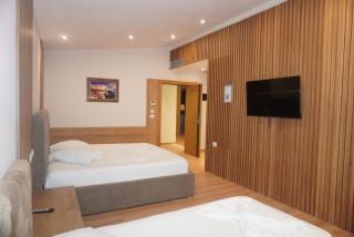 Hotel Colis - Tirana - 4
