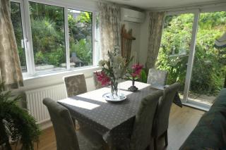 Fuchsia Cottage - 3