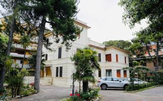 Hotel VILLA PINA - 9