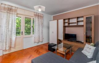4 Bedroom Amazing Home In Jadranovo - Jadranovo - 8
