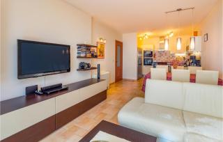 Amazing Apartment In Moscenicka Draga - 6