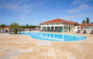 Beautiful Apartment In Cassen - 0