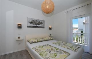 Beautiful Apartment In Okrug Gornji - Trogir - 6