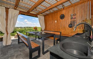 Lovely Home In Sveti Urban With Sauna - Sveti Urban - 3