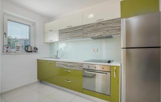 Amazing Apartment In Salatici With Wifi - Salatić - 8