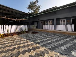 The Gulmohar Inn - Guwahati - 5