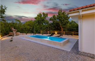 2 Bedroom Pet Friendly Home In Zestilac - Gostinjac - 4