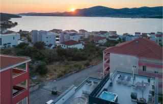 Awesome Apartment In Okrug Gornji - Trogir - 3