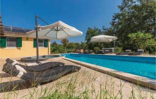 Nice Home In Rezanci With Wifi - Režanci - 1