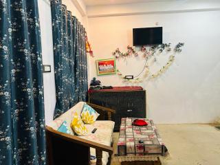 Prayag Homestays Himansh - 7