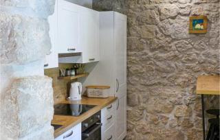 Gorgeous Home In Malinska - Malinska - 5