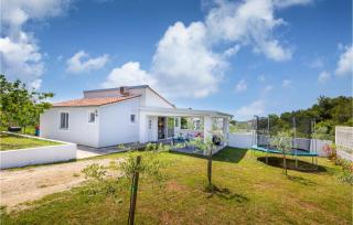 Two-Bedroom Holiday Home In Fazana - Fažana - 0