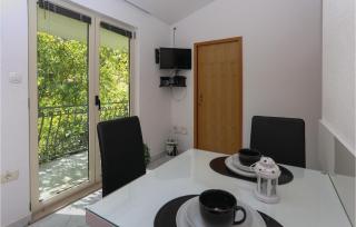 Apartment Put Vlaka Iii - Trogir - 1