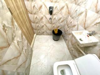 Stay near Chittaranjan Hospital Park Circus 2 - Calcuta - 7