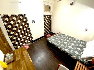 Stay near Chittaranjan Hospital Park Circus 2 - Calcuta - 5