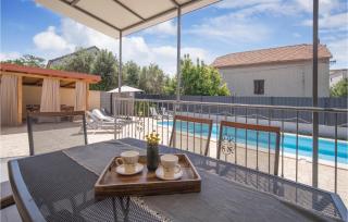 Three-Bedroom Holiday Home In Kastel Stafilic - Kaštela - 2