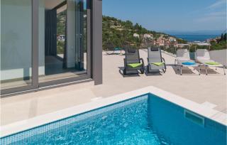 Nice Home In Stomorska With Jacuzzi - Stomorska - 1