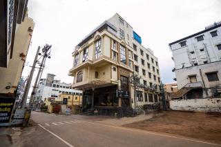 Hotel Vyshak International - 2