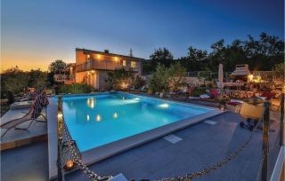 Three-Bedroom Holiday Home In Labin - Labin - 0