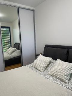 Serene & Private Garden Oasis - Praga - 6