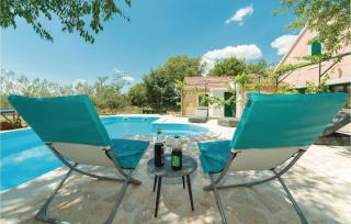 Three-Bedroom Holiday Home In Trbounje - Trbounje - 2