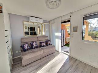Appartement en rez-de-jardin avec piscine, accès plage et parking privé - 4 couchages - FR-1-387-155 - Marseillan - 3