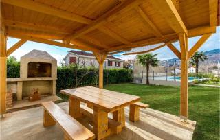 4 Bedroom Cozy Home In Opatija - Opatija - 1