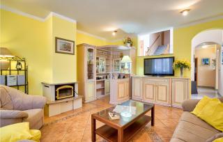 3 Bedroom Nice Home In Labin - 8