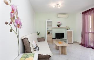 Beautiful Apartment In Cizici With Wifi - Čižići - 4