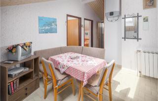 Cozy Apartment In Porec With Kitchen - Poreč - 3