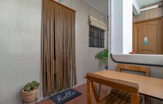 2 Bedroom Awesome Apartment In Chipiona - 3