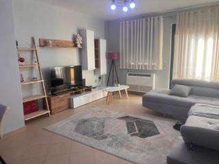 Toni's Home - Pogradec - 0