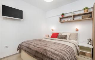 Nice Apartment In Rijeka With Kitchen - Rijeka - 4