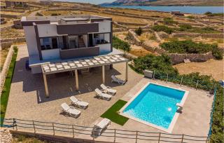 Awesome Apartment In Kustici, Novalja - 2