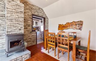 Awesome Home In Augustanovec With Wifi - 6