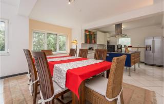 Gorgeous Home In Rastane Donje - Donje Raštane - 9