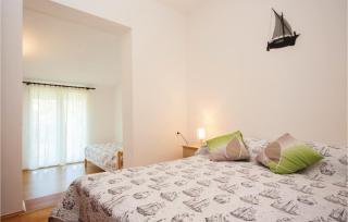 One-Bedroom Apartment In Sibenik - Šibenik - 3