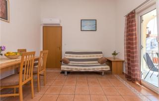 Lovely Apartment In Sveti Filip I Jakov - Sveti Filip i Jakov - 6