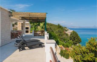 Two-Bedroom Holiday Home In Zastrazisce - 4