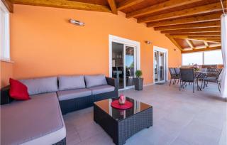 Amazing Home In Pula With Kitchen - Pula - 9