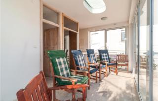 Awesome Home In Stomorska With Kitchen - Stomorska - 2