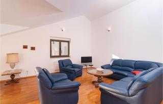 Two-Bedroom Apartment In Bol - Bol - 3