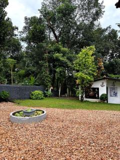 Cherys Bunglow - Thiruvalla - 4