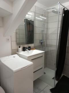 Studio proche port - 1