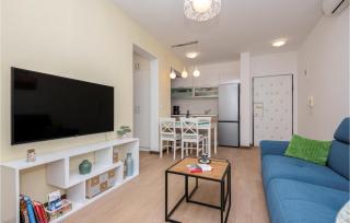 Awesome Apartment In Baska Voda - Baška Voda - 1